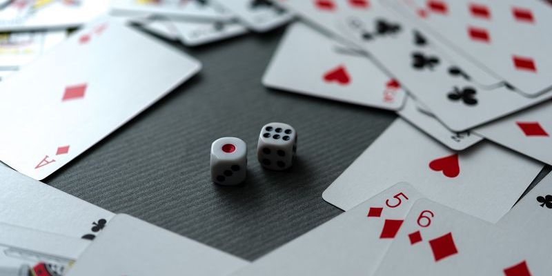 Cách Chơi Bài Hoa - Chinh Phục Mọi Ván Bài Cùng Với 77Bet 1 Cách Chơi Bài Hoa - Chinh Phục Mọi Ván Bài Cùng Với 77Bet